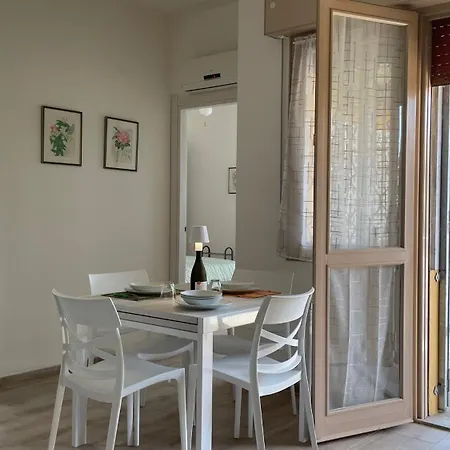 Rossella Free Parking Apartment
