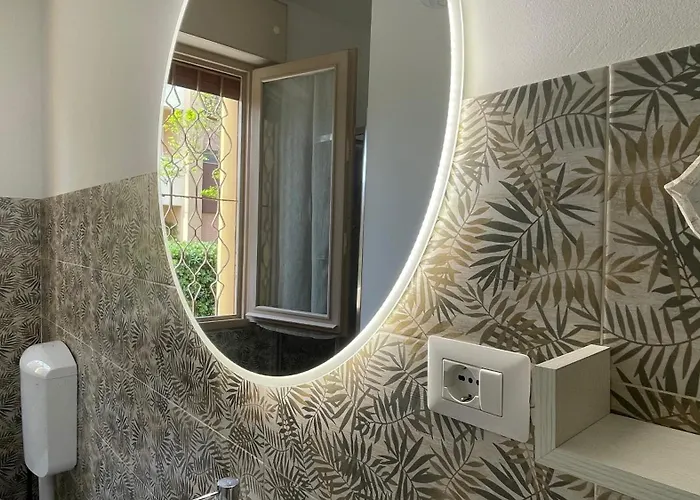 Rossella Free Parking شقة