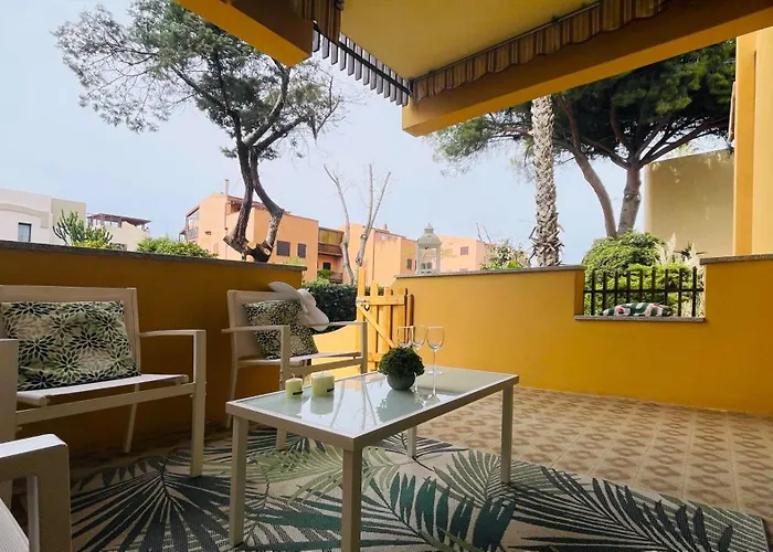 Rossella Free Parking شقة